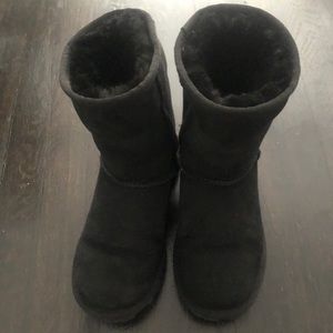 Black Uggs